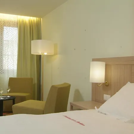 De La Basilique Hotel